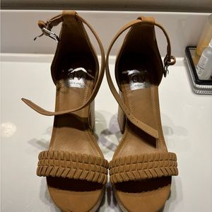 Dolce vita wedges